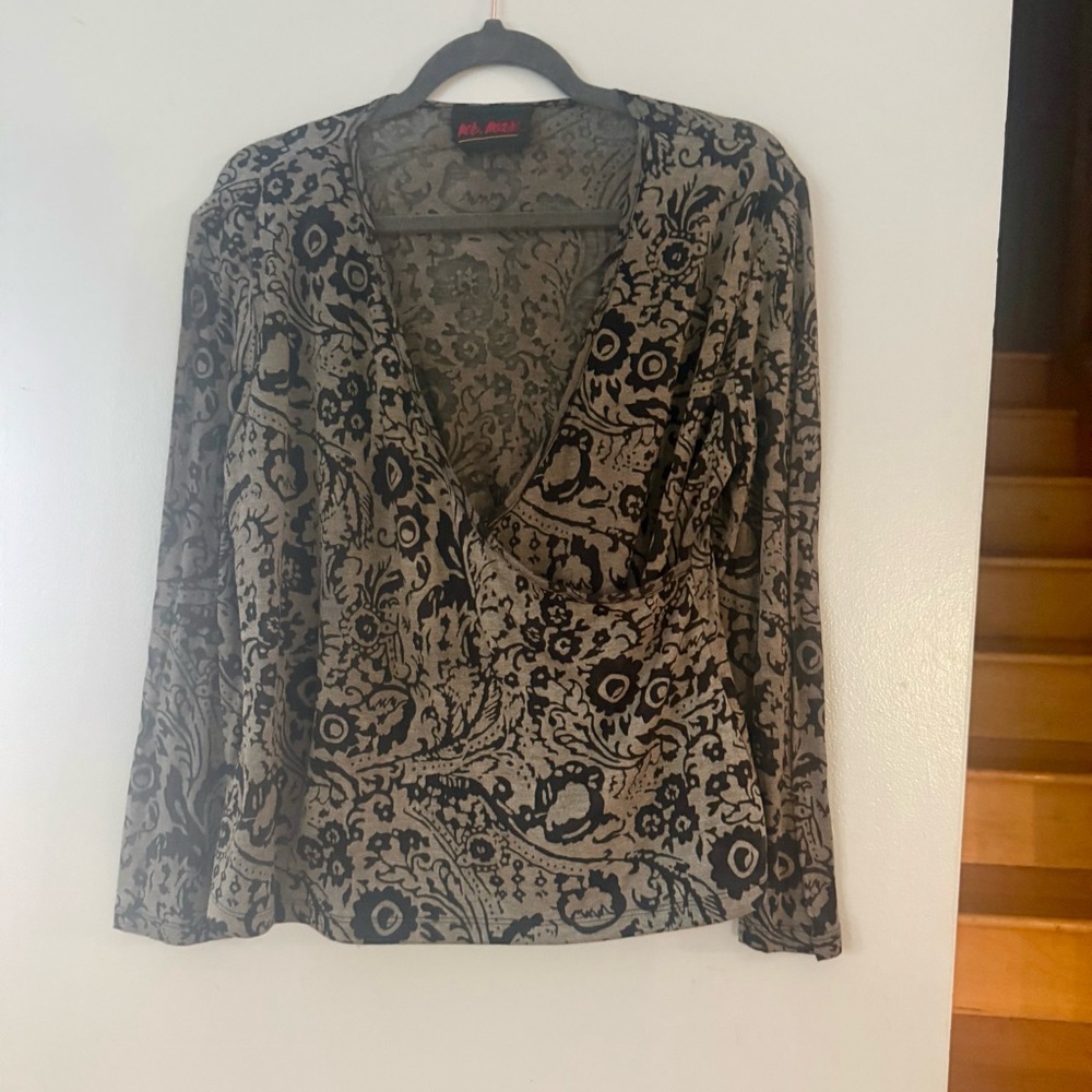 🇨🇦 EUC Mr. Max Black and Tan Floral Wrap Fairy Grunge Blouse
